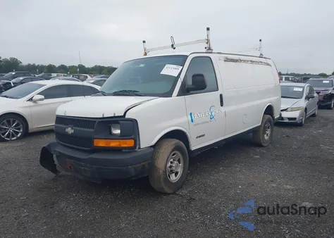 2005 Chevrolet Express G3500 from USA, damaged, VIN 1GCHG35U851202808